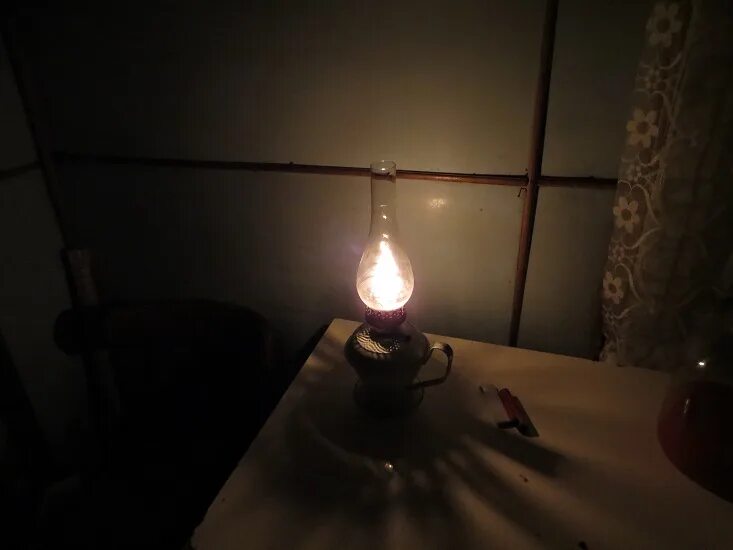 Lampa убрать рекламу. Без света свечи. Нет света. Свечка нет света. Отключение света.