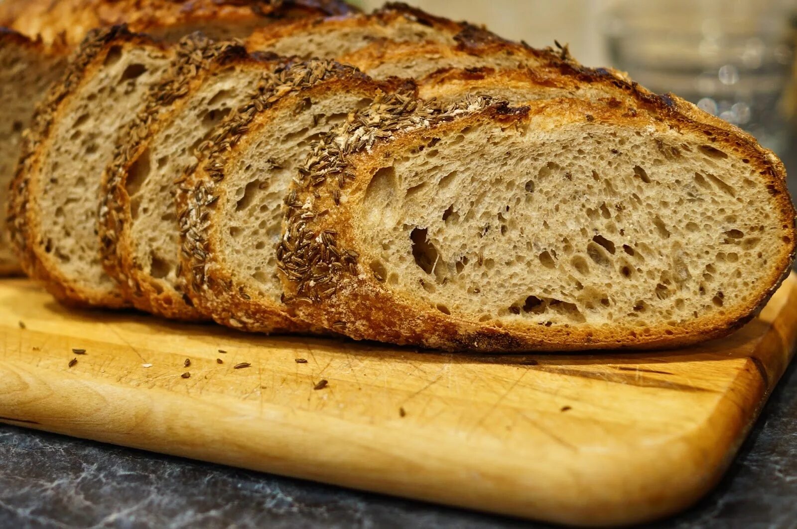 Финский хлеб "рейкялейпя". Домашний хлеб. Хлеб с добавками. Хлеб собственного приготовления. Подовой домашний хлеб