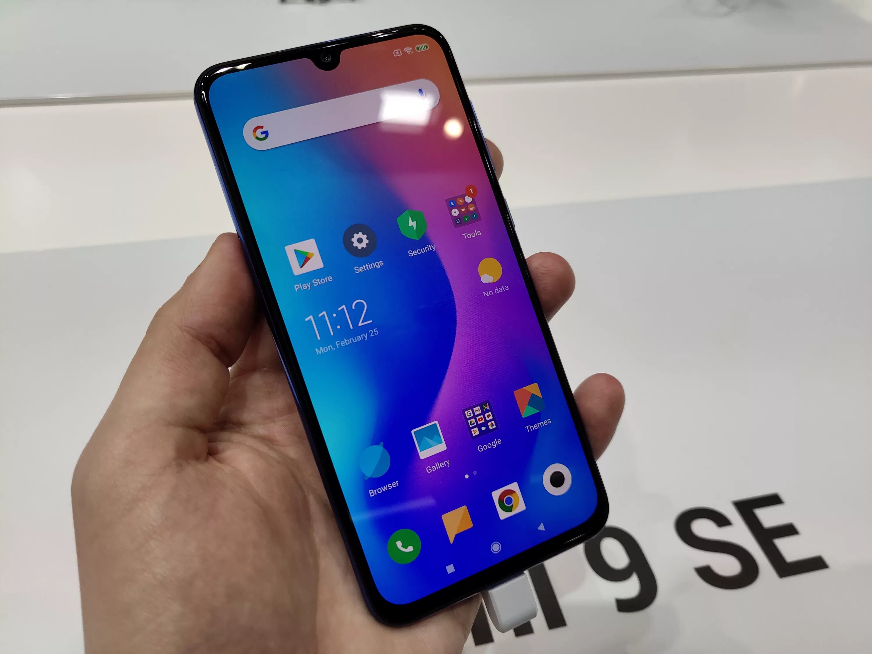 Для Xiaomi mi 9 se. Xiaomi mi 9a. Смартфон Xiaomi mi 9 se 6/64gb. Xiaomi mi 9 и mi 9 se. Ксяоми ми 9