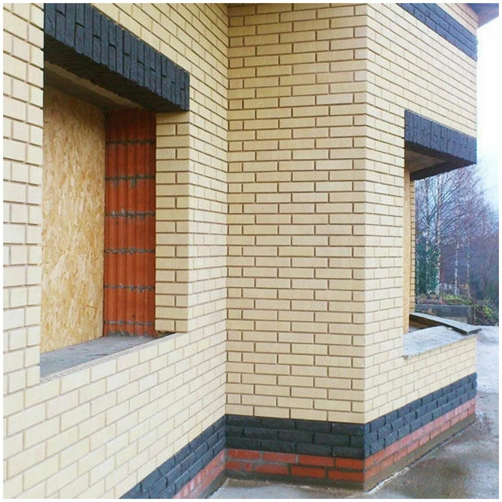 Облицовка одинарным кирпичом. Вышневолоцкая керамика баварская кладка. Кирпич лср бежевый. Дом из облицовочного кирпича. Облицовка одинарным кирпичом.