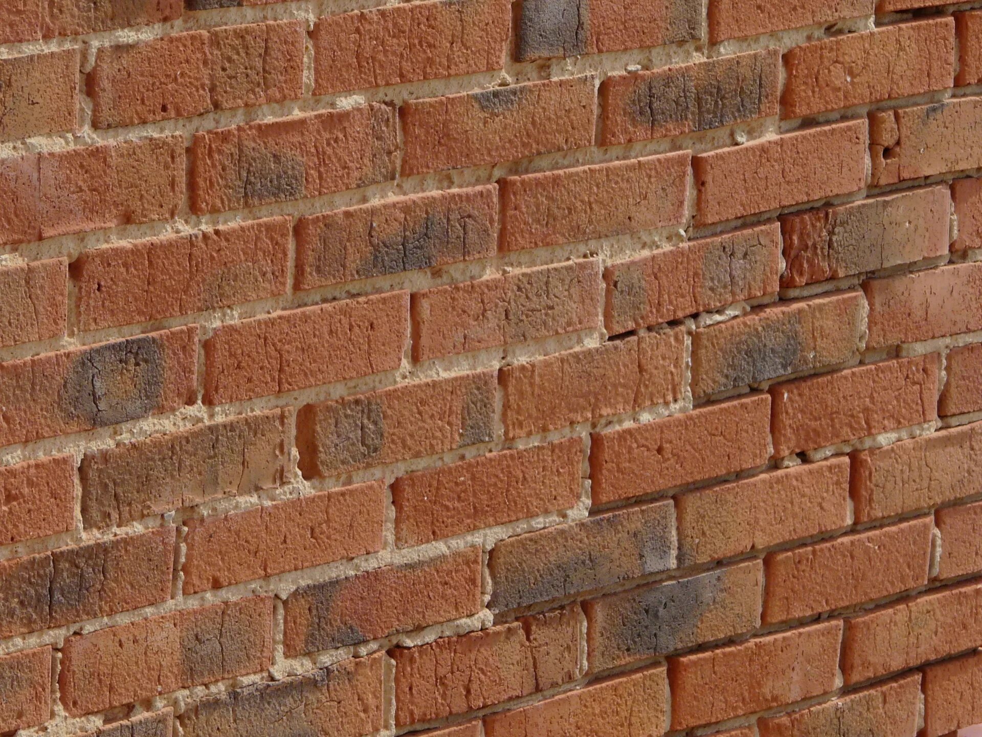 Вычинка кирпичной кладки. Пескоструй старого кирпича. Гкж-11 тротуарная плитка. Высолы на бетоне. Хитрый кирпич картинки.