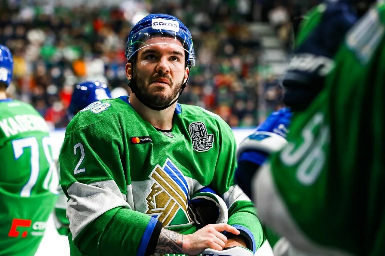 Коледов хоккеист салават. Коледов хоккеист. Коледов салават юлаев. Коледов хоккеист. Коледов хоккеист.