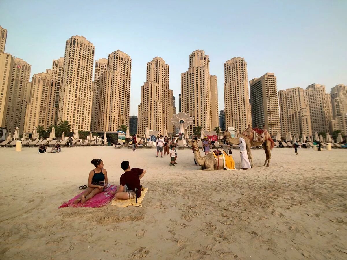 Jumeirah Beach Residence Дубай. Можно жить в дубае