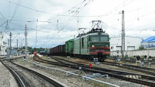 Вл10 1535. Вл10 круглобуферный. ТЧЭ-5 Орехово. Вл10-1344 с поездом.