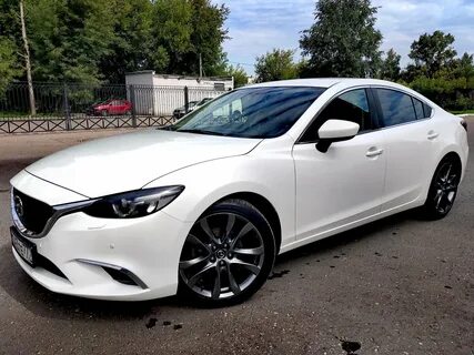 Mazda белая