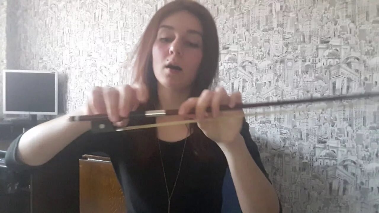 Постановка левой руки при игре на виолончели. Приемы игры в одной позиции.