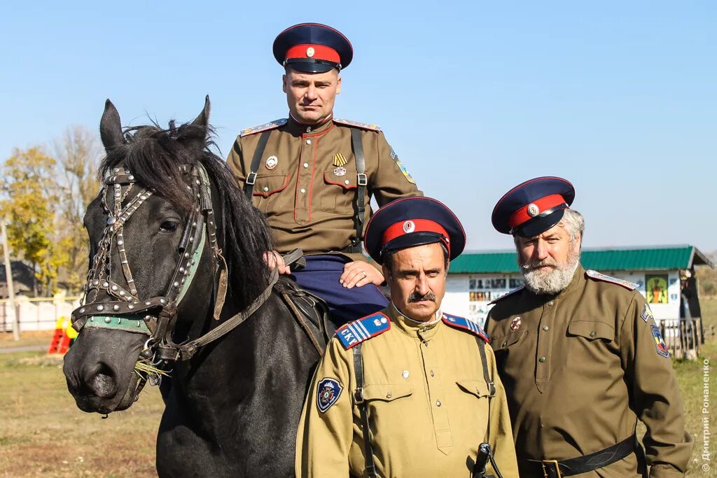 Поволжские казаки. Казачья община "Донские казаки". Казаки станицы Раздорской. Донского казаки Донской Казачок. Донское казачье войско.