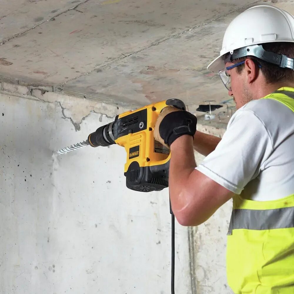 Как использовать перфоратор. Перфоратор dewalt d 25501. dewalt sds-max d25501k. отбойный молоток dewalt d25820k. отбойный молоток dewalt d 25501.