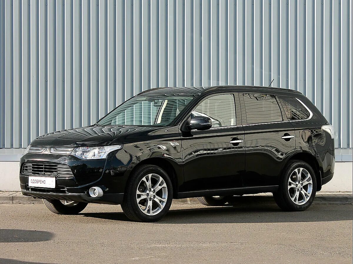 Черный Митсубиси Аутлендер 3.0. Mitsubishi Outlander Rolf. Митсубиси Аутлендер 3 2014 черный. Мицубиси Аутлендер черный пхеф.