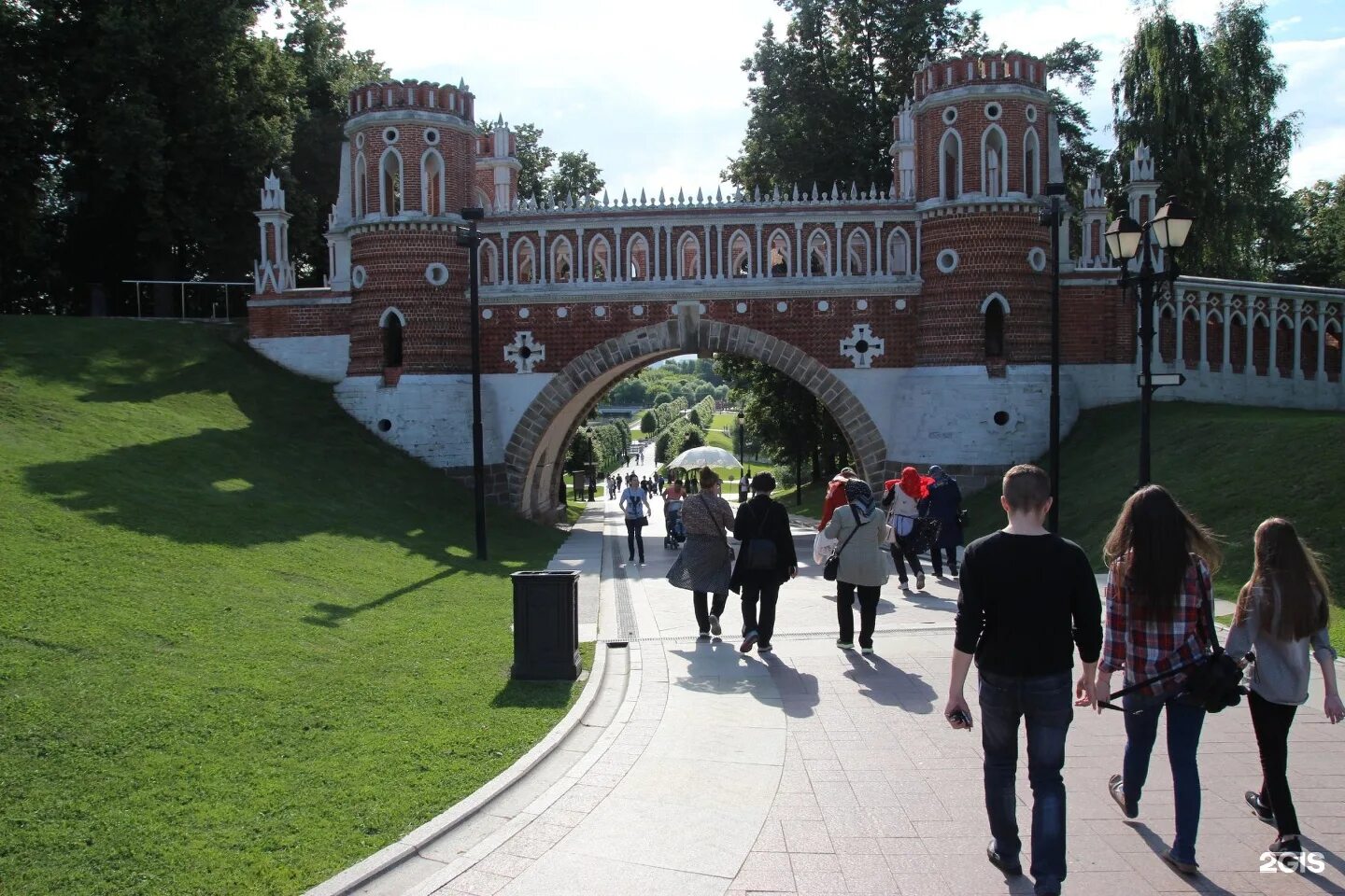 Прием царицыно. Парк Царицыно в Москве 2023. 1. Музей-заповедник "Царицыно", Москва. Парк Царицыно Москва лето 2023. Парк Царицыно в 1998.