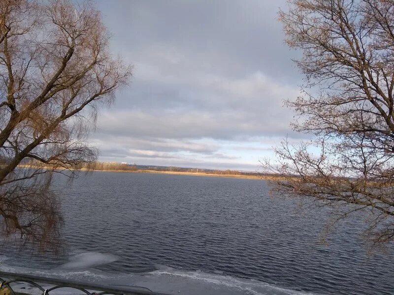 Сегодня в энгельсе по часам. Энгельс климат. Пляж Подстепное. Село Подгорное Энгельсский район. Погода в Энгельсе.