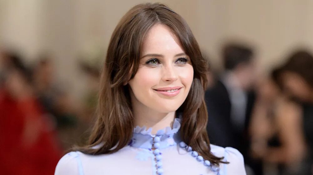 Фелисити Джонс. Фелисити Джонс 2022. Фелисити Джонс фото. Felicity Jones 2023. Артистки 2023