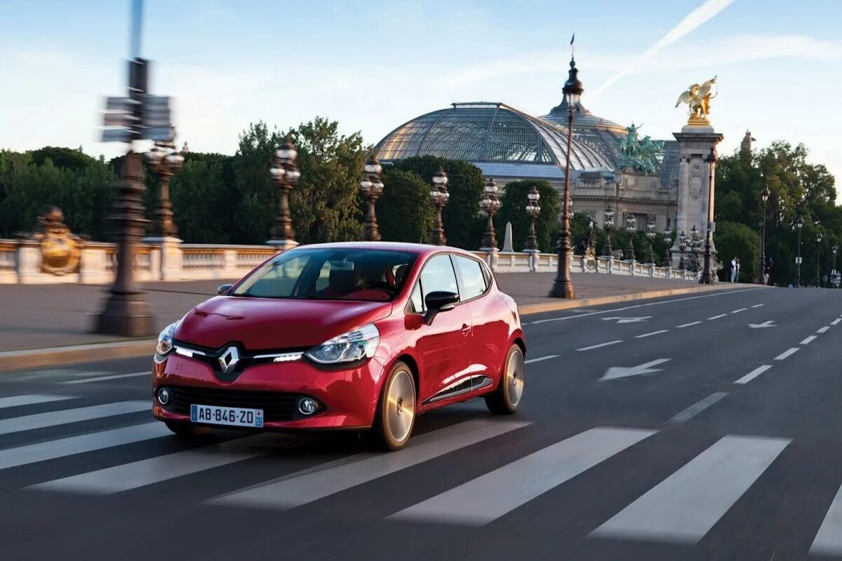 Renault clio 2021. Renault clio 2013. Ok google renault. Рено. Рено клио 2013.