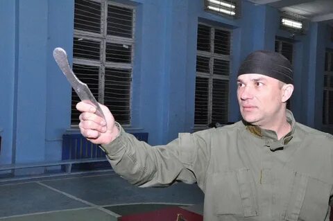 Спортивное метание ножа