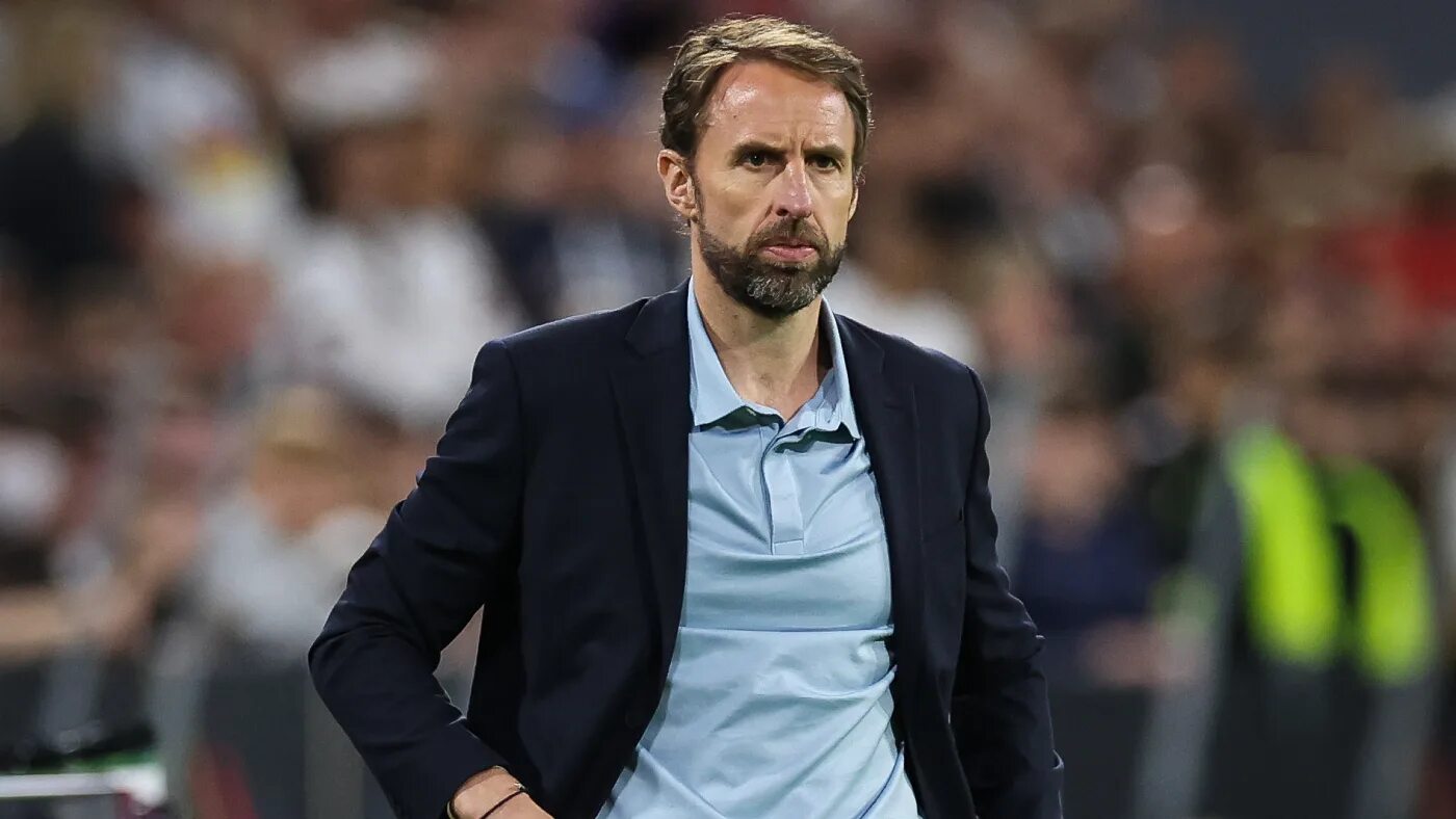 Саутгейт поттер. Тренер англии на евро 2024. Сборная англии евро 2020. Главный тренер англии по футболу. Гарет саутгейт 2022.