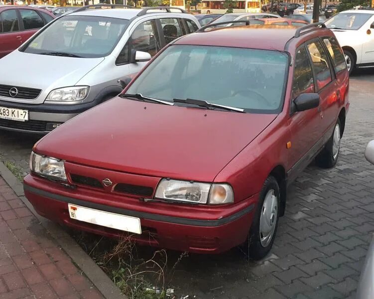 Ниссан санни 1993. Nissan Sunny 1993. Ниссан Санни 1993г. Ниссан Санни 1993 года универсал. Ниссан Санни 1992 универсал.