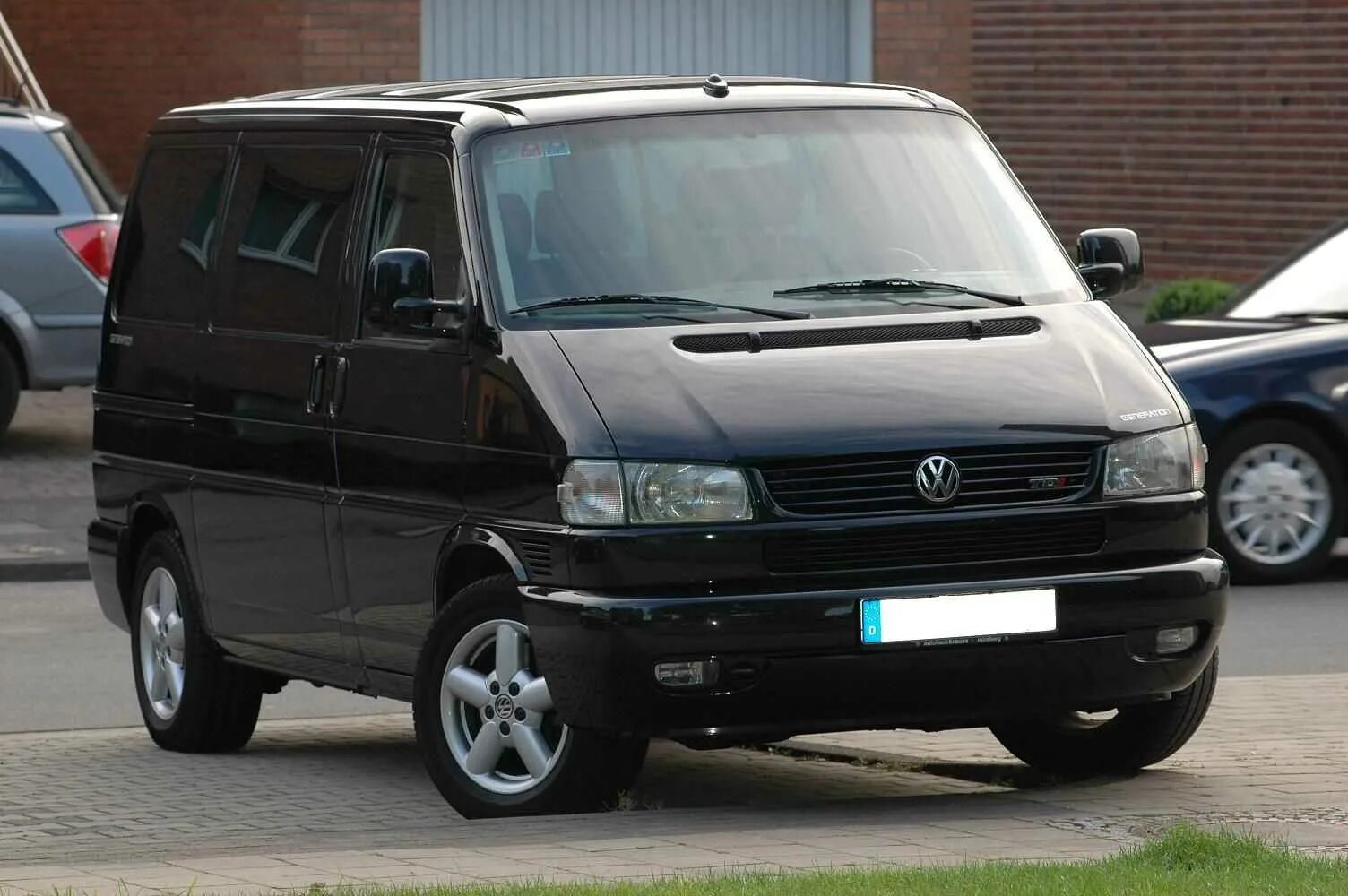 Т-4 Фольксваген-т4. Фольксваген Мультивен т4. Volkswagen t4 1998. Фольксваген т4 черный.