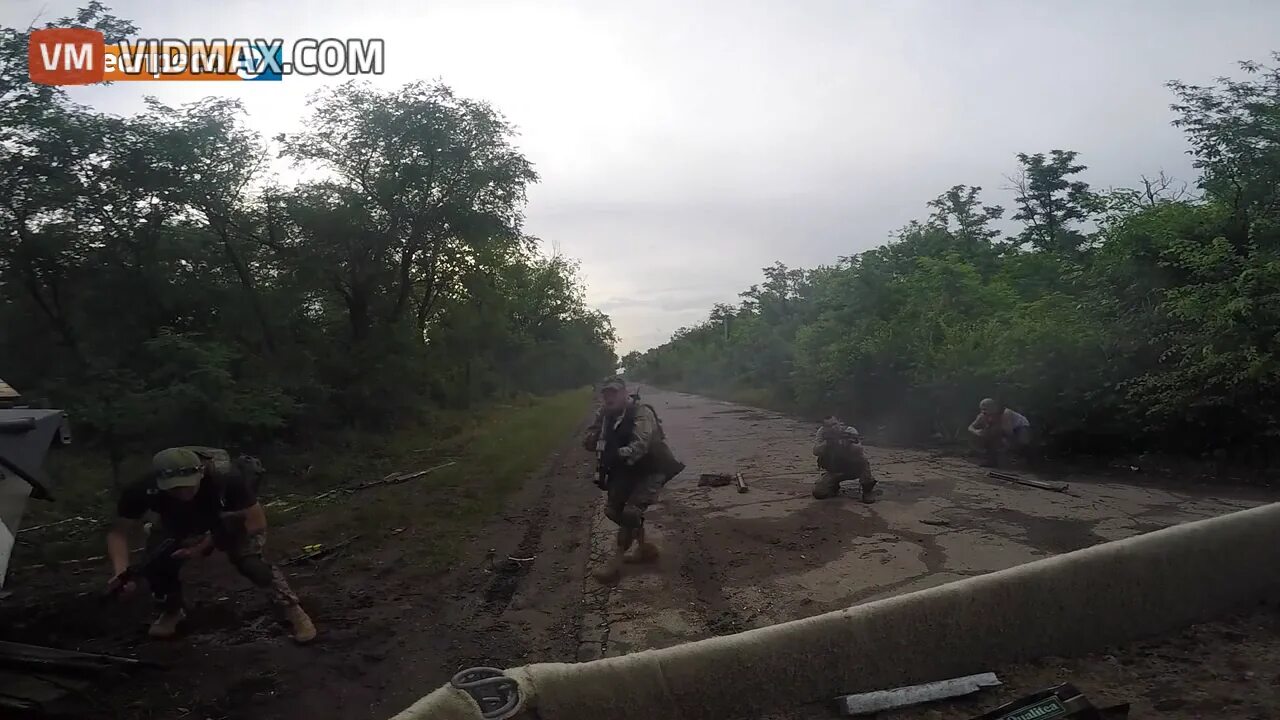 Тактика боевых действий. Жестокие бои на Украине военной. ОАЕМБР АТО. Украинцы в авдеевке видео