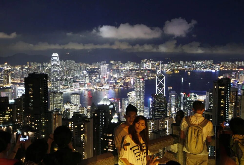 Нужна ли виза россиянам в гонконг 2024. Гонконг туризм. Гонконг путешественники. Гонконг для россиян. Гонконг фото туристов.