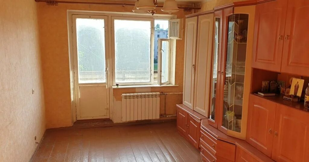 Авито ступино недвижимость квартиры. Ступино комсомольская 19. Квартира в ступино. Однушка в ступино. Авито ступино недвижимость квартиры.