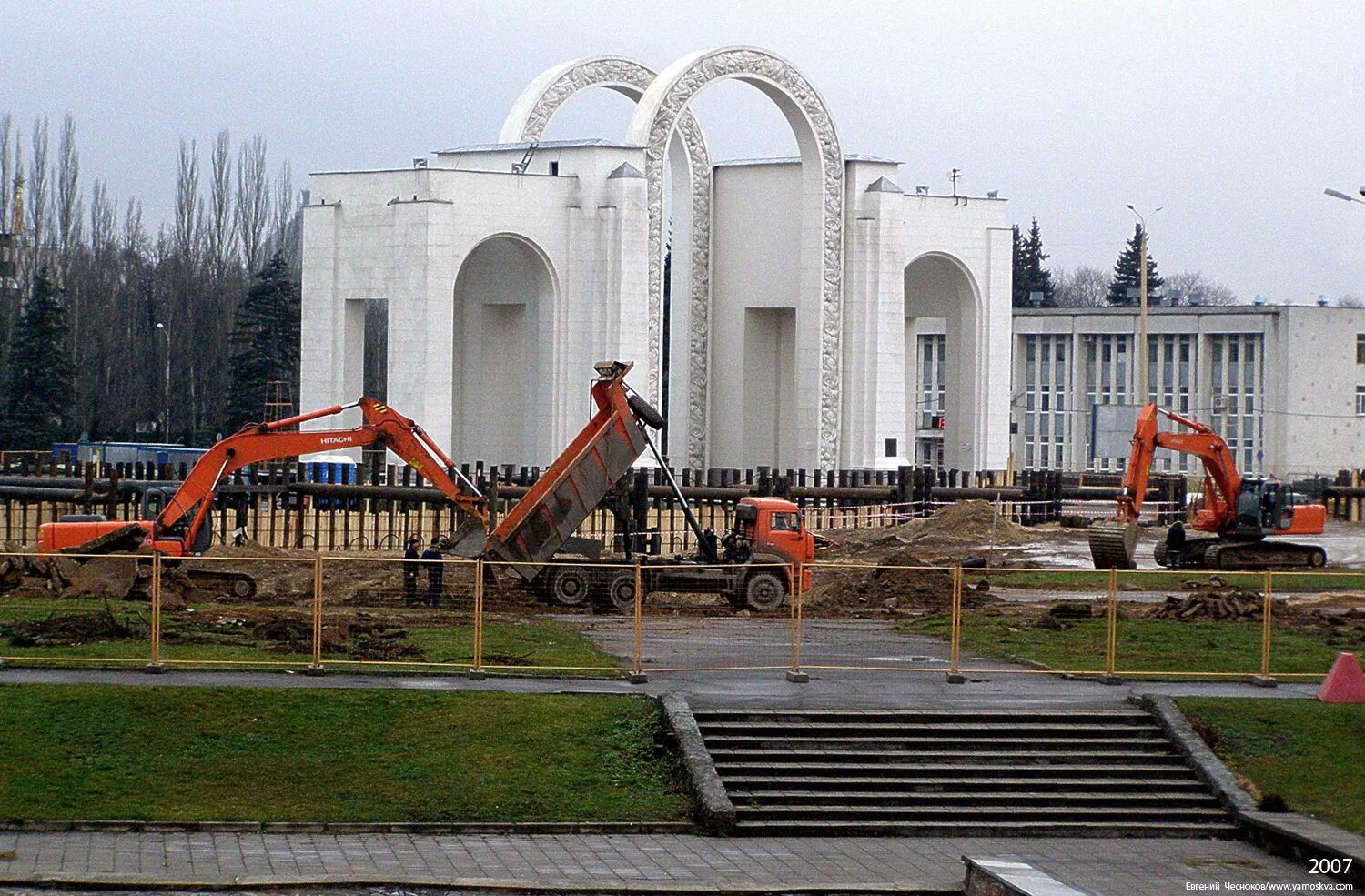 Арка северного входа. Северные ворота ВДНХ. ВСХВ 1923 входная арка. Арка Северного входа ВДНХ. Арка ВДНХ СССР.