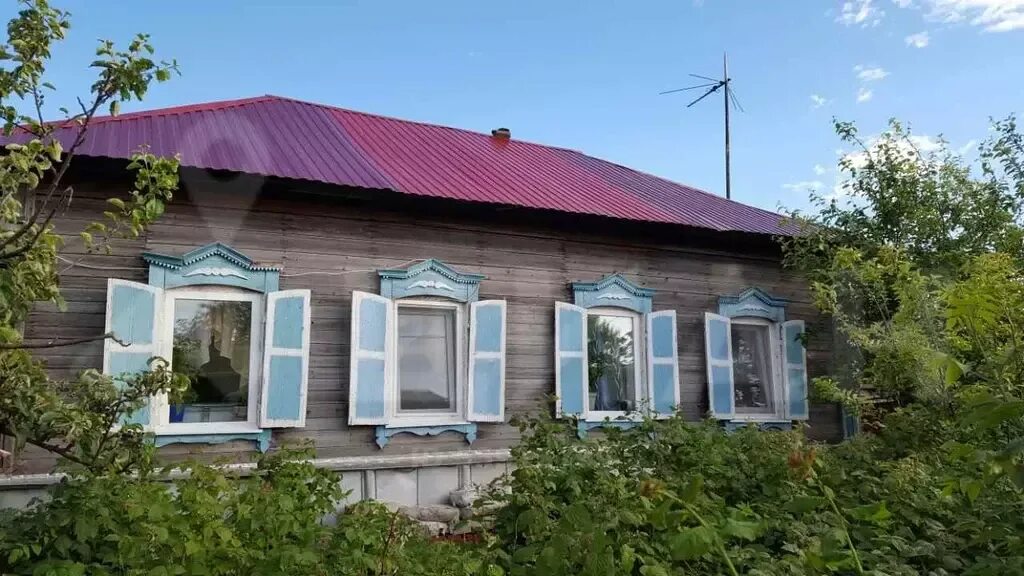 Саратов село Свинцовка. Дома в Саратовской области. Частный дом в Саратовской области. Дом в Перелюбе Саратовской. Купить дом в деревне саратовской области недорого