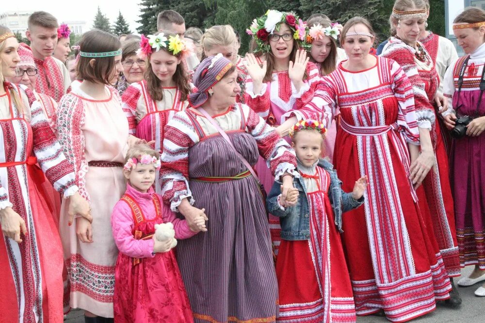 народности челябинска. представители народов челябинской области. национальные костюмы народов урала башкиры. народы челябинской области. атлас челябинской области.