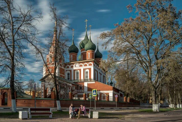 храм михаила архангела в переславле. ярославль храм архангела. храм архистратига михаила ярославль. гарнизонный храм ярославль. архангел михаил ярославль.