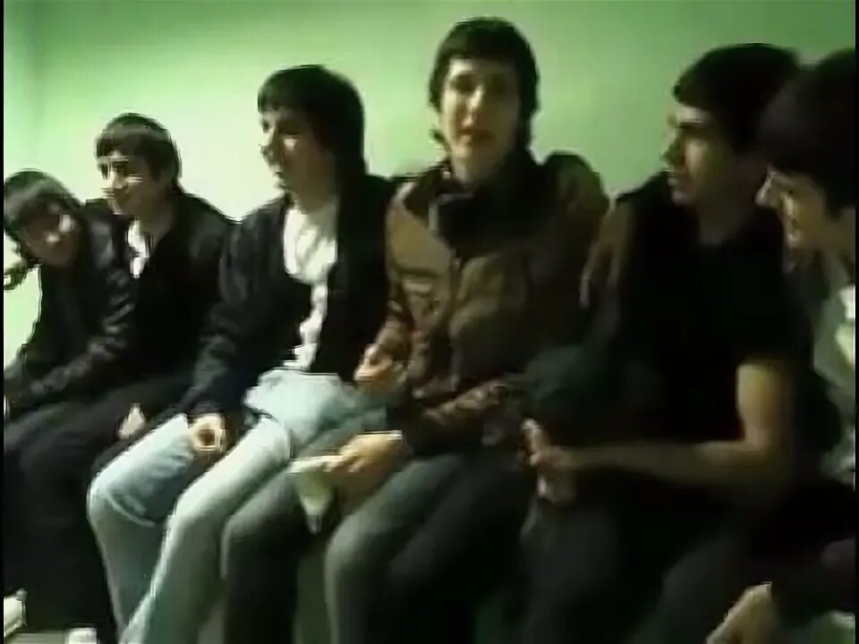 Исрафилов мухаммад тимурович. Азербайджанец приколист. Азербайджанцы смешные фото. Азеры поют. Хасан абубакаров а твои глаза рисуют любовь.