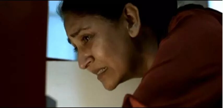 Мама с грудным ребенком на кухне. While my mother. Совращение мамочки комикс. Совращение матери incest comics. Sister in law фильм.