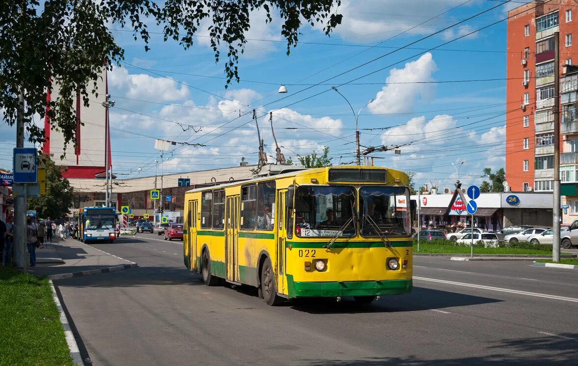 Маршрут липецк 2004. Липецк 2004 год. Троллейбус липецк зиу. Липецкий троллейбус. Липецкий икарус.