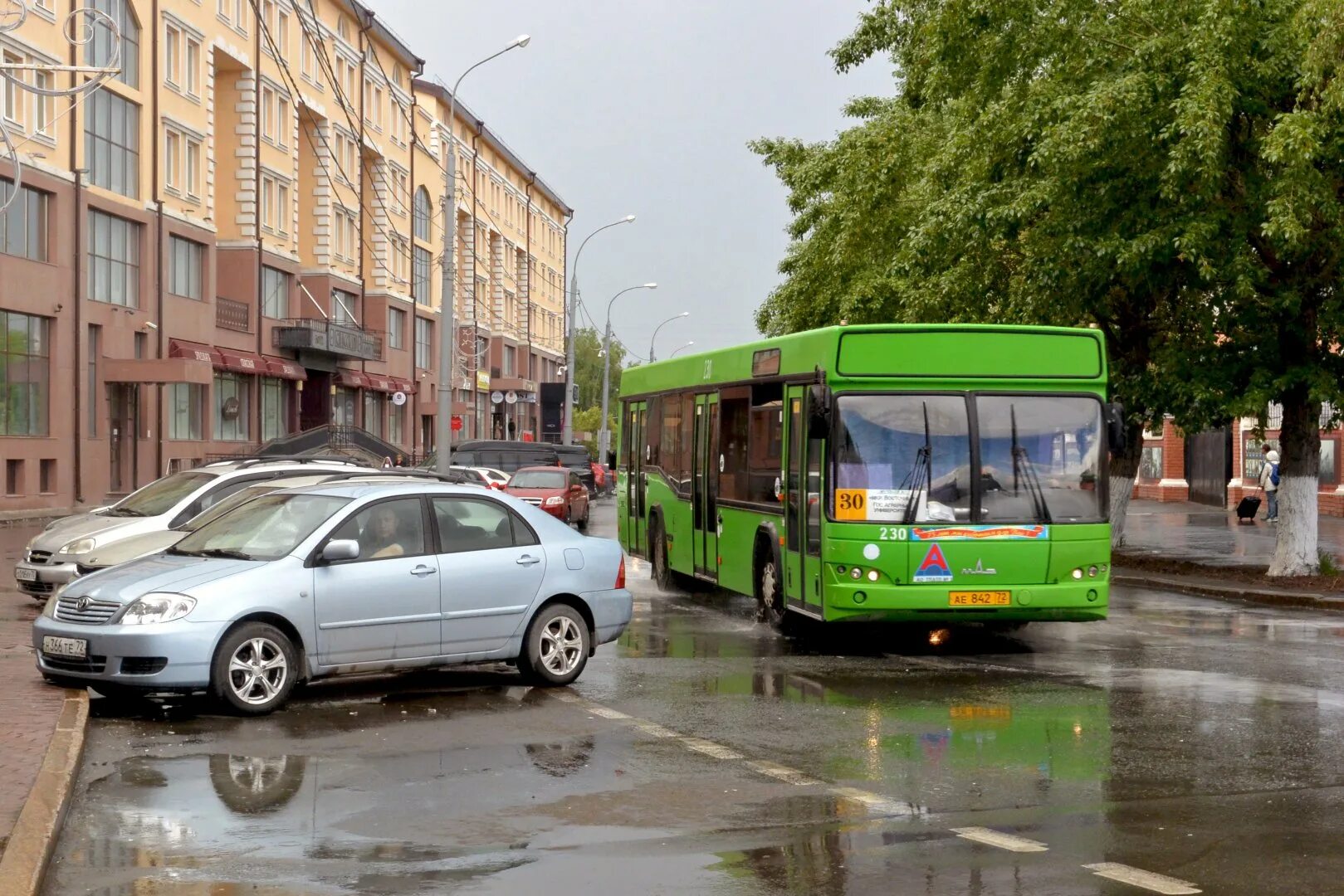 Тюмень транспорт. Автобусы Тюмень. Общественный транспорт Тюмень. Автобус большой. 3 автобус тюмень