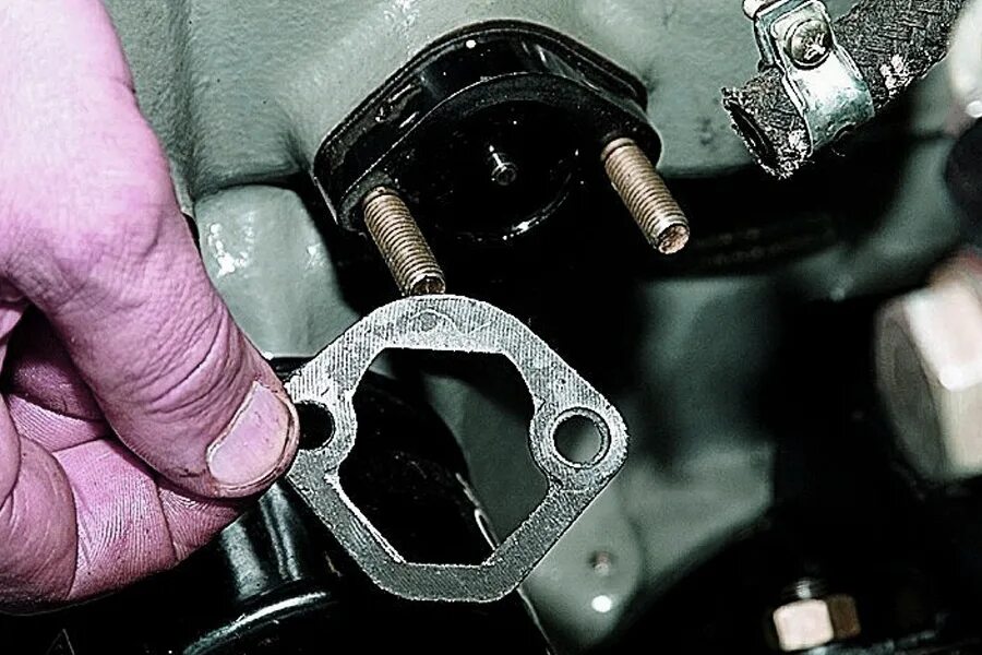 Как правильно установить шток. Крепление переднего амортизатора ваз 2107. Сборка задних стоек ваз 2115. Шток кмч для затвора. 16.