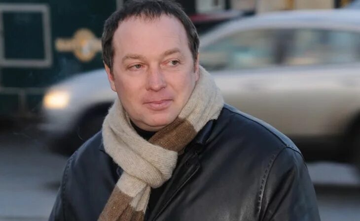 Урсуляк режиссер. Биография режиссера урсуляка. Биография режиссера урсуляка. Биография режиссера урсуляка. Урсуляк режиссер.