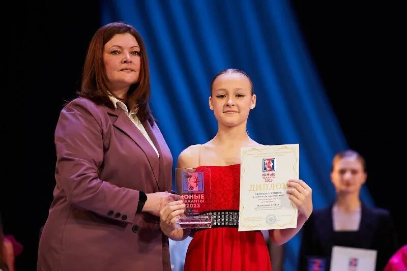 Юный талант 2023. Юный талант 2023. Школа заводской. Коппелия балет кукла. Юный талант 2023.