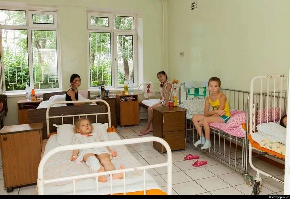 Кто лежал неврологии