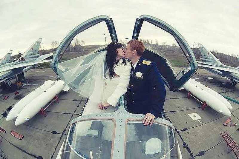Простых романтиков и моряков. Свадьба летчика. Свадьба девушки с летчиком. Свадьба военного летчика. Любимому лётчику.