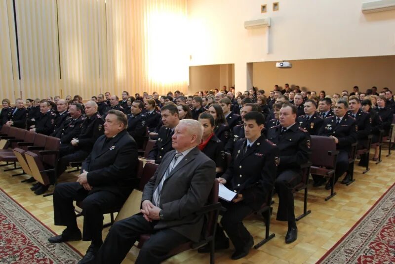 Управление полиции на транспорте в урфо. Управление на транспорте мвд по сзфо отделения полиции. Лазарев евгений валерьевич. Начальник ут мвд россии по урфо. Востриков ут мвд урфо.