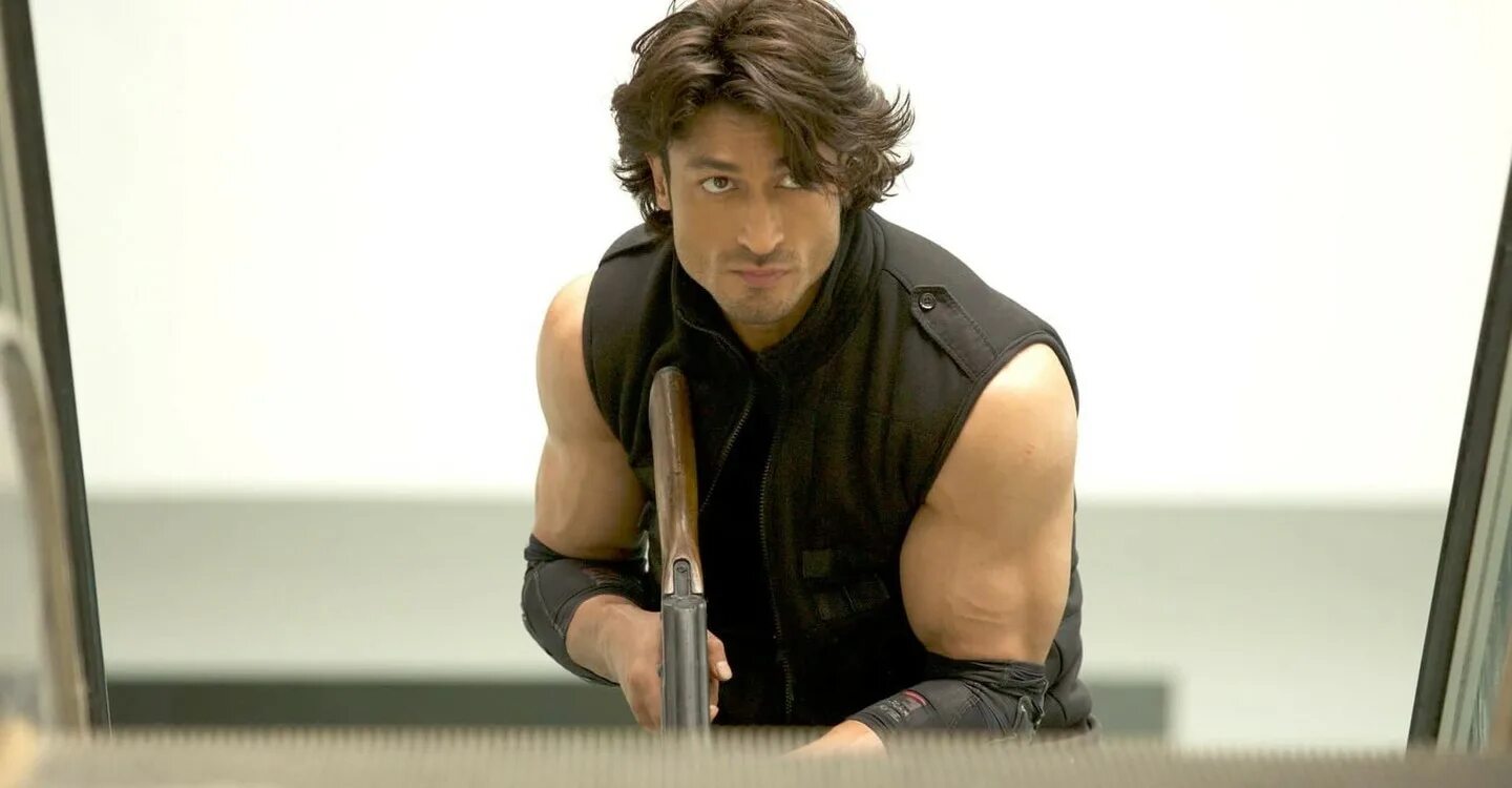 Коммандо 2. Commando 2 фильм. видьют джамвал коммандо 3. эша гупта коммандо.. коммандо 2 эша гупта.