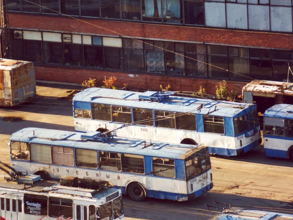 Троллейбусный парк сайт. Троллейбусный парк 2 Санкт-Петербург. Троллейбусный парк 1 Санкт-Петербург. Совмещённый трамвайно-троллейбусный парк Санкт-Петербург. 7 Троллейбусный парк.