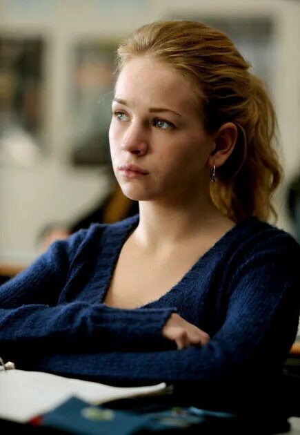 хейли уордл. десятый круг 2008. миша бартон в фильме одноклассницы. николь дж. десятый круг 2008.