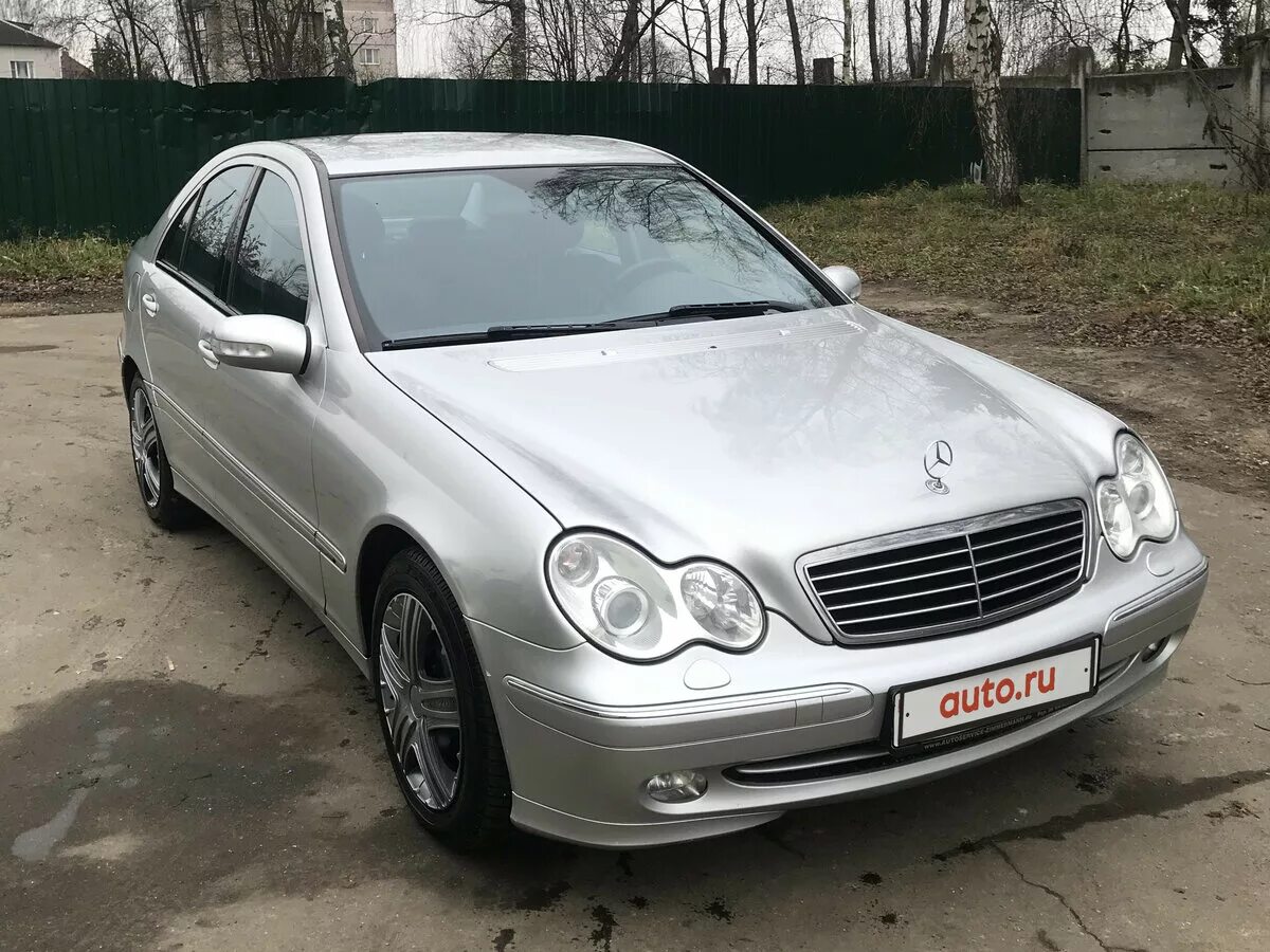 Мерседес 203 2004. Мерседес ц 220 2006. 220 II w203. Мерседес 220 2004 года.