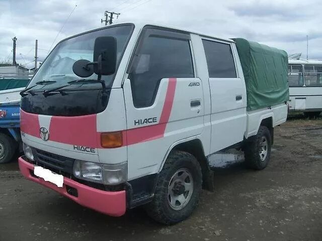 Куплю грузовичок иркутская. Toyota Dyna 4wd Грузопассажирский. Тойота засе трак 4вд Двухкабиник 1992. Тойота Дюна 4х4 бортовой. Тойота Dyna 4х4 двухкабинник.