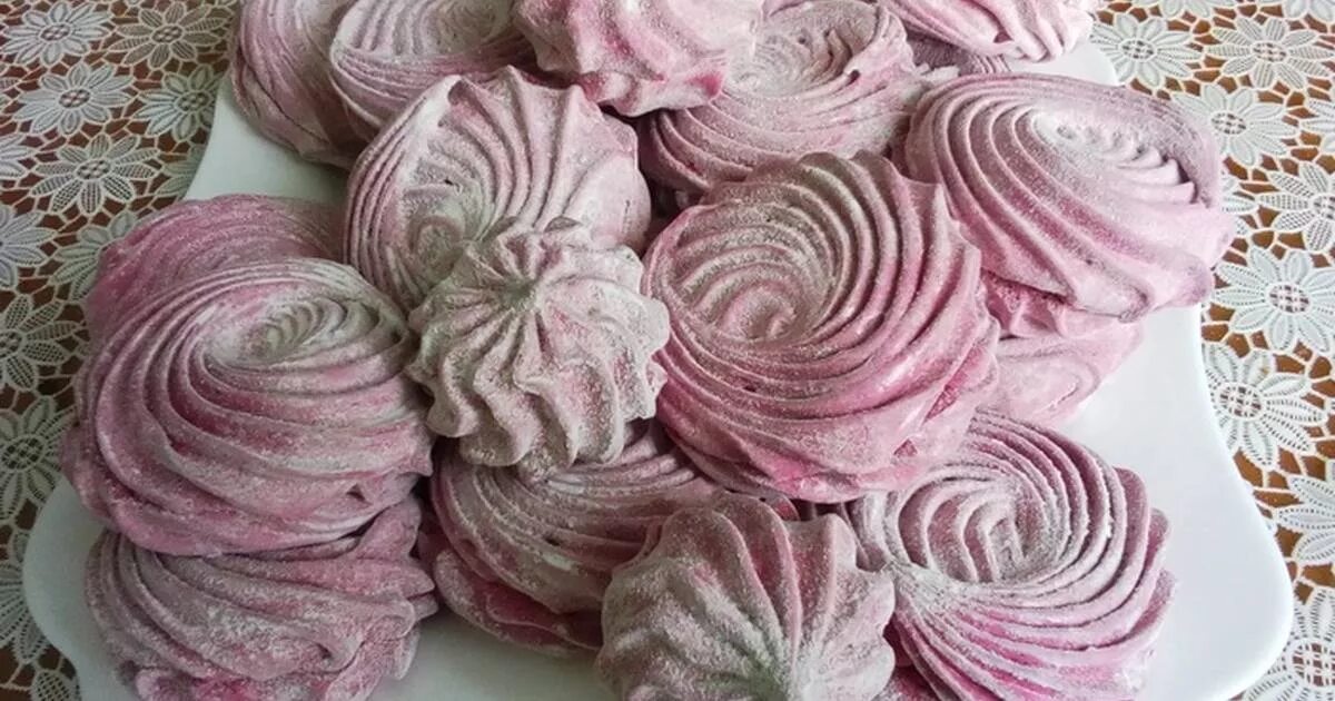 Домашний зефир черная смородина. Зефир. Домашний зефир черная смородина. Домашний зефир из черной смородины. Зефир из черной смородины в домашних.