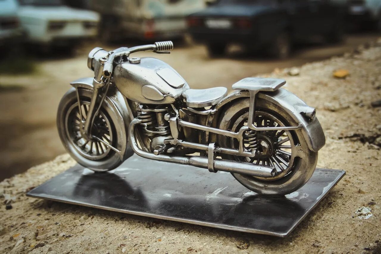 Модель мотоцикла ИЖ металл. Сувенир мотоцикл из металла. Миниатюры мотоциклы. Макет мотоцикла из металла.