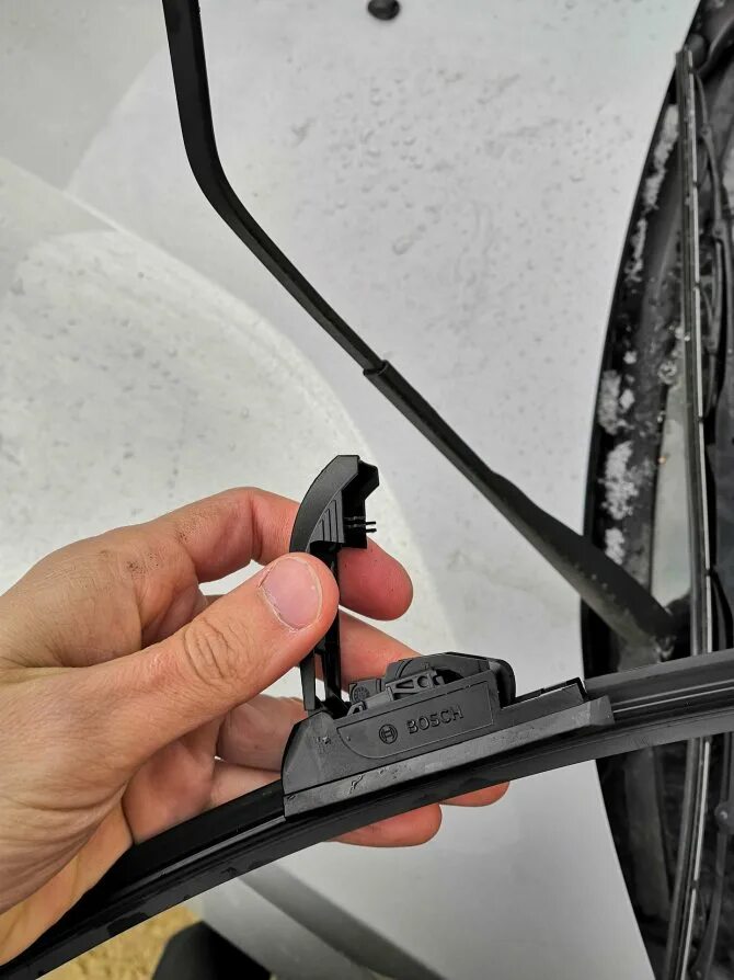 Как поменять стеклоочистители на весте. Как поменять стеклоочистители на весте. Рычаг стеклоочистителя лада веста св кросс. Щетки стеклоочистителя лада веста 2019. Крепление дворников лада веста 2021.