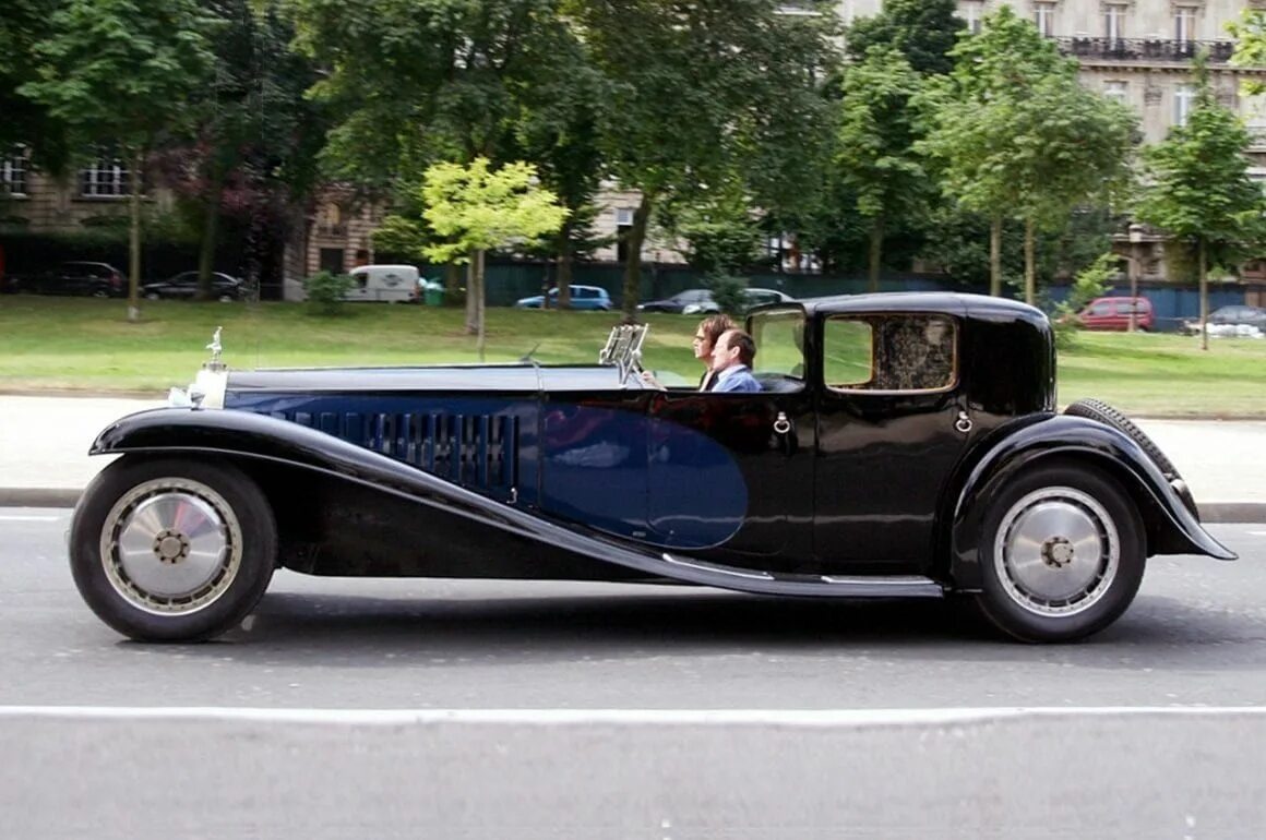 Bugatti royale. Bugatti Type 41 Royale 1927. Bugatti Type 41 Royale Kellner. Bugatti Royale 1927. Бугатти тайп 41.