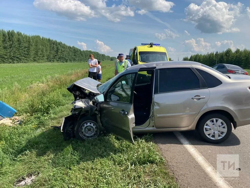 Новости татарстана сегодня происшествия свежие. Автокатастрофа на трассе.