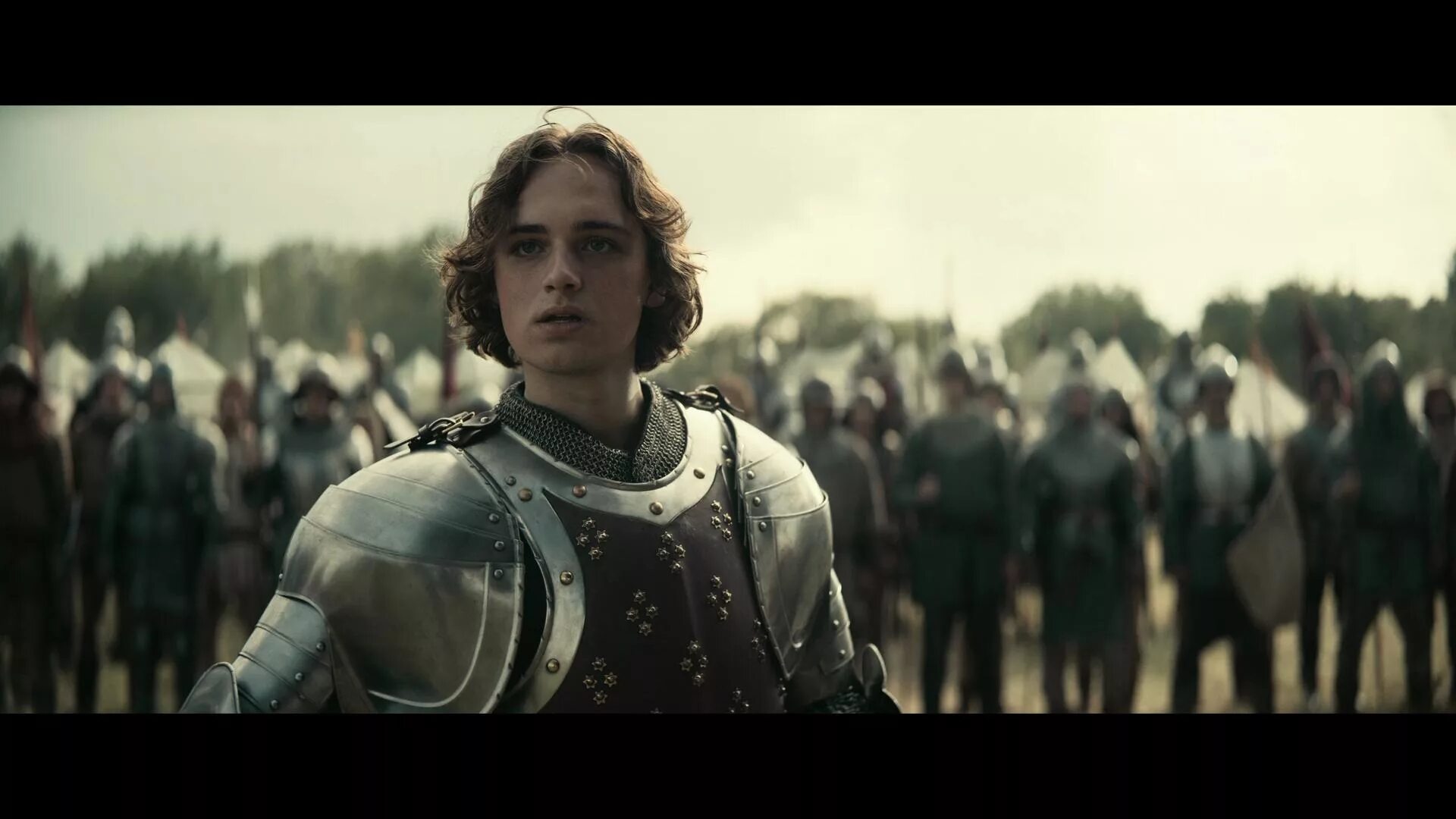 Король нетфликс. Король the king 2019. тимоти шаламе король англии. король 2019 фильм тимоти шаламе. король генрих 5 фильм 2019.