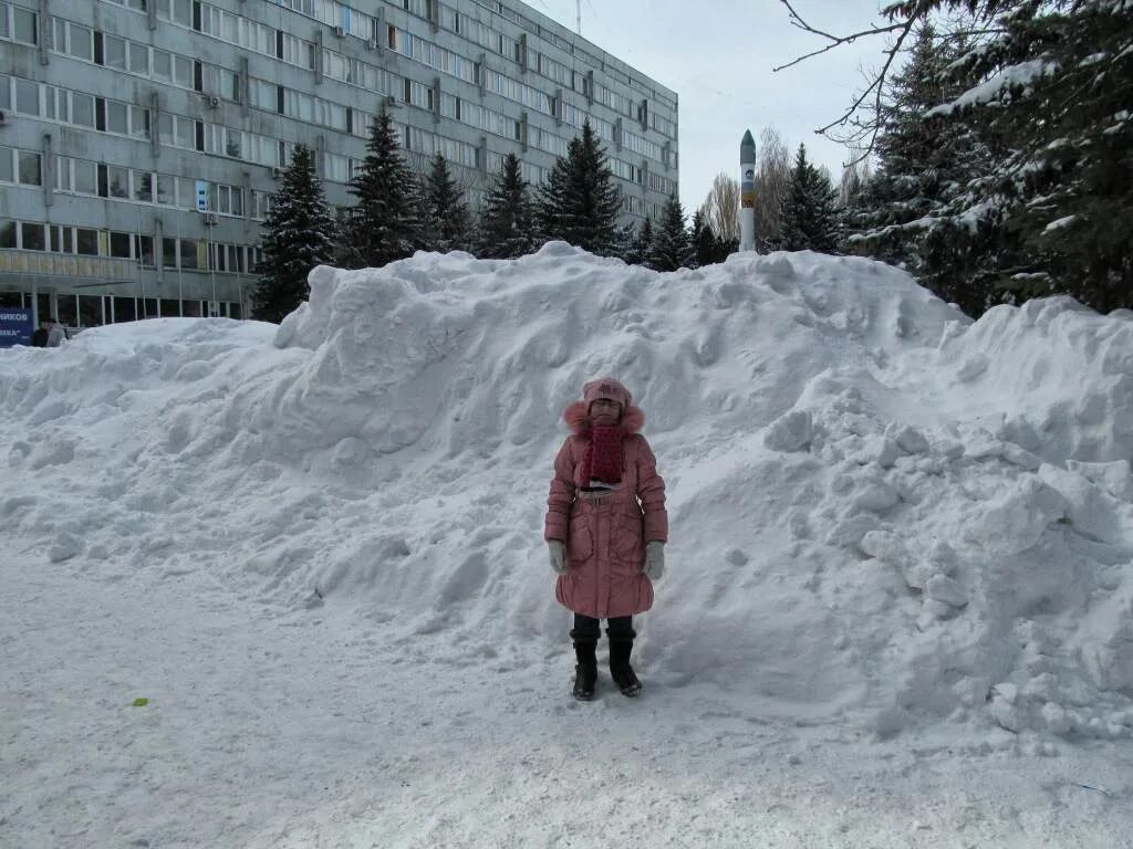 Снегопад в курске в марте 2013 года. Киев март 2013. Март снегопад. Киев март 2013. Снегопад курск 2013.